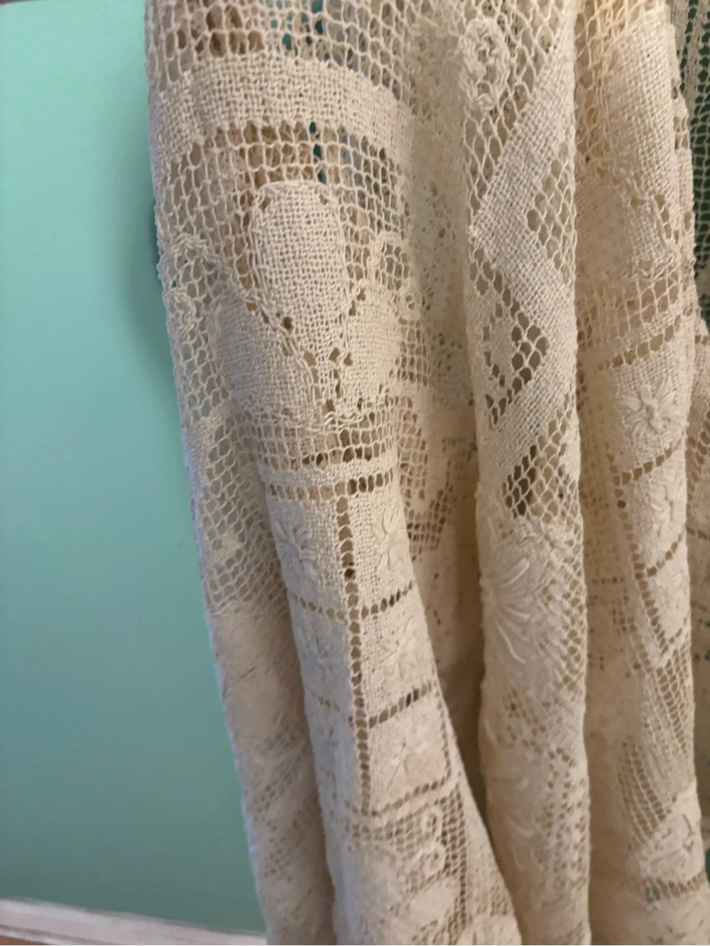 Antique Edwardian Crochet Tablecloth